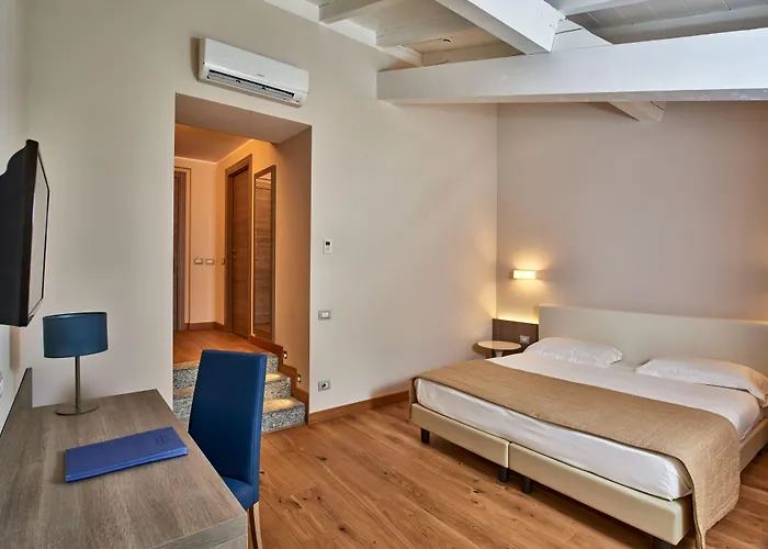 Hotel Centrale Hotel 4*