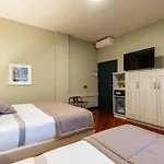 Hotel Centrale Отель Черноббио
