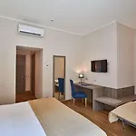 Hotel Centrale Отель 4*