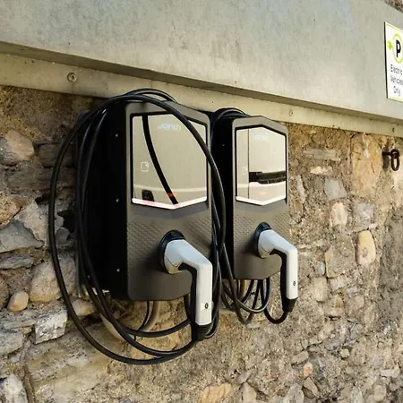 Hotel Centrale 4* チェルノッビオ