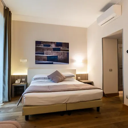 Hotel Centrale ホテル