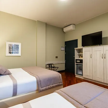 Hotel Centrale Otel Cernobbio