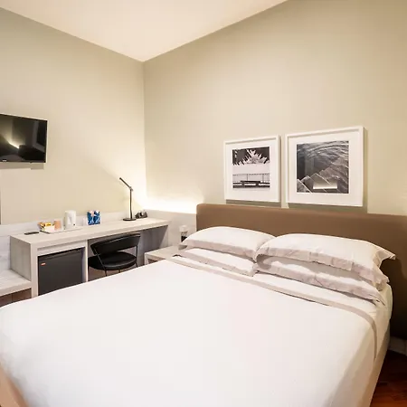 Hotel Centrale 4* 케르노비오
