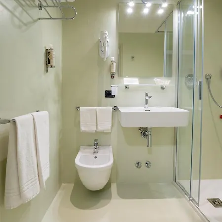 Hotel Centrale Отель