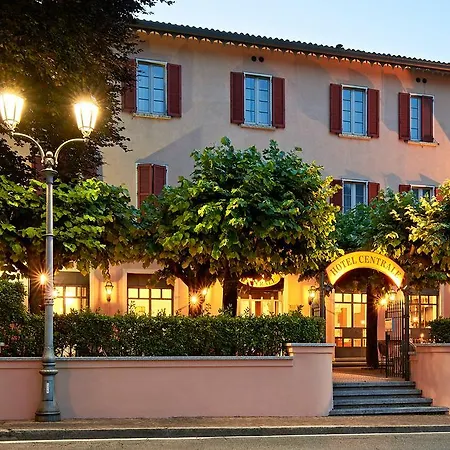 Szálloda Hotel Centrale Cernobbio