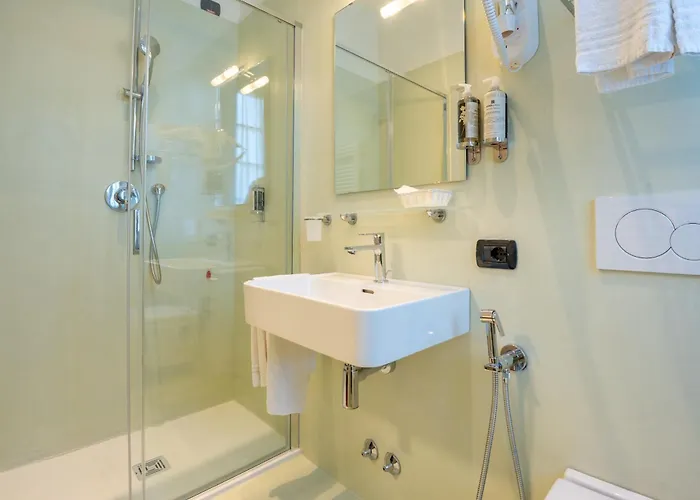 Hotel Centrale Cernobbio