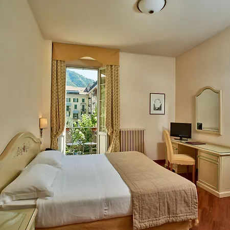 Hotel Centrale Отель