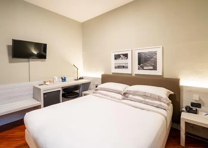 Hotel Centrale 4* Cernobbio